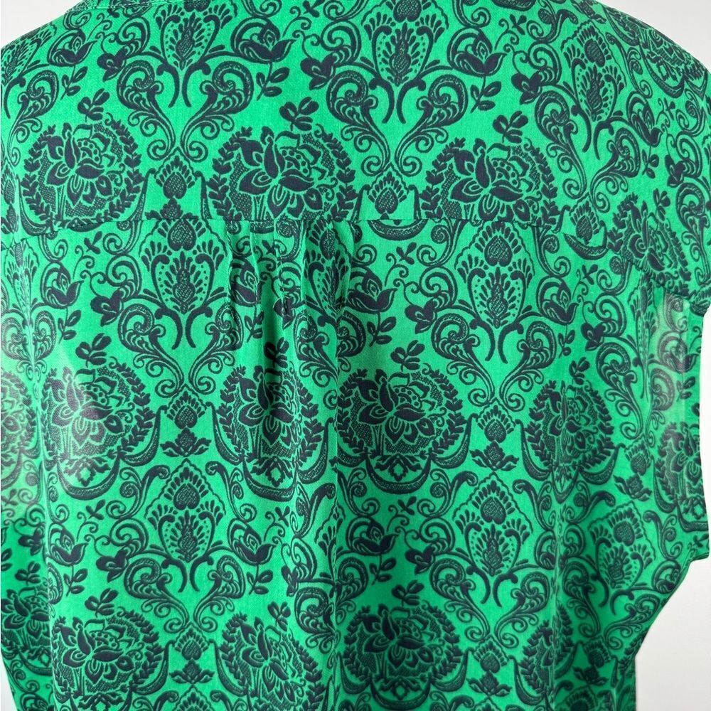 Banana Republic Green Sleeveless Blouse with Mandarin Collar - Picture 6 of 10